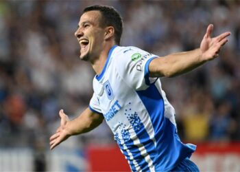 وكيل أسد الحملاوي ينفي مفاوضات الأهلي