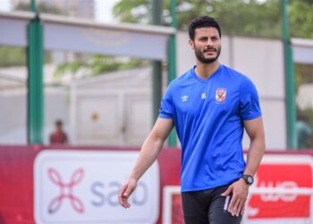 الفتح السعودي يطلب استعارة محمد الشناوي في الشتاء.. وجوميز وراء التحرك الرسمي