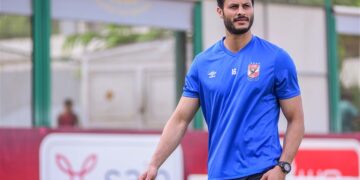 الفتح السعودي يطلب استعارة محمد الشناوي في الشتاء.. وجوميز وراء التحرك الرسمي