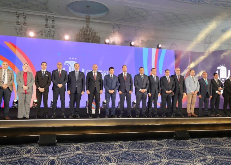 إطلاق دوري المدارس بالتعاون مع التعليم واستادات والرياضة بتقنيات الذكاء الاصطناعي