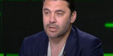 أحمد حسن يفتح النار: “مش إنت اللي هتدينا دروس وطنية”