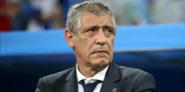 شوبير يكشف مستجدات ملف مدرب الأهلي الجديد