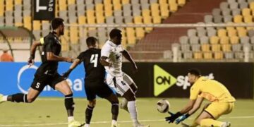 بتروجت يخطف نقطة ثمينة من غزل المحلة رغم الطرد السريع