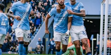 مانشستر سيتي يسحق بيرنلي ويصعد للمركز الثالث في البريميرليج