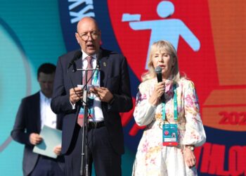 الإعلام الروسي يشيد بكلمة العريان في افتتاح بطولة كأس الاتحاد