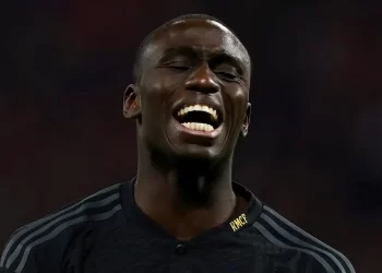 إصابة ميندي تُبعده عن الصورة.. هل يرحل في الشتاء؟