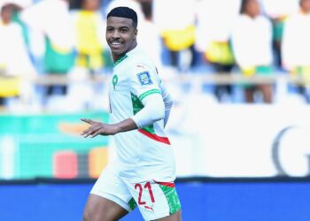 الركراكي يواصل الهيمنة.. والمغرب يقترب من معادلة رقم ألمانيا وإسبانيا