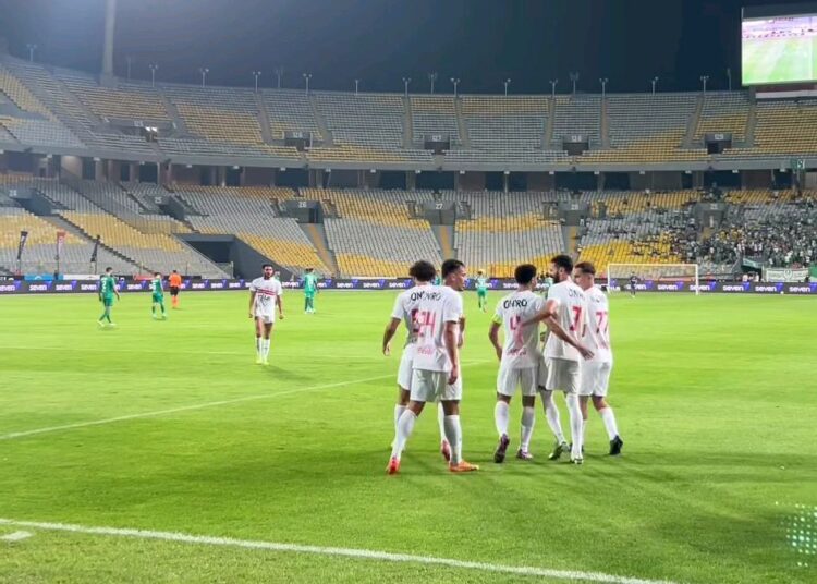 عمر جابر يتوج بجائزة الأفضل في قمة الزمالك والمصري