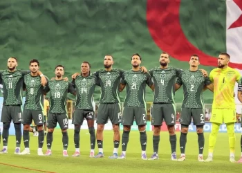 محرز وبلايلي يقودان قائمة الجزائر.. ومحاربو الصحراء على بعد فوز من المونديال