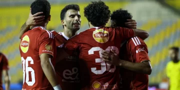 الأهلي يكتسح كهرباء الإسماعيلية برباعية ويتصدر الدوري المصري مؤقتًا
