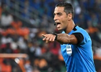 رسميًا.. أمين عمر حكمًا لمباراة الأهلي وكهرباء الإسماعيلية في الدوري