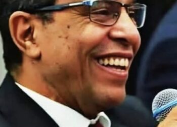 نصر أبو الحسن: “مش هشيل شيلة حد غيري”.. والجدل يشتعل على الهواء!