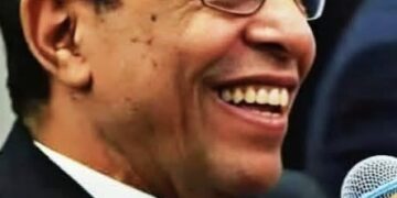 نصر أبو الحسن: “مش هشيل شيلة حد غيري”.. والجدل يشتعل على الهواء!