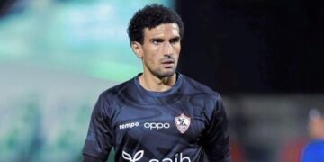 الأزمة المالية تضرب الزمالك.. الإدارة تدرس بيع محمد عواد في يناير