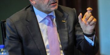 الحسيني: نعمل على تطوير منظومة التحكيم واستثمار خبرات اللاعبين المعتزلين لخدمة رياضة السلاح