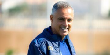 خبير لوائح يفجرها: غرامة دولية جديدة تزيد من أوجاع الزمالك المالية