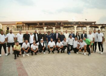 مجلس إدارة نادي إنبي يزور الفريق الأول ويؤكد دعمه الكامل للجهاز الفني واللاعبين