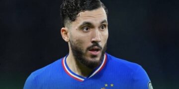 ريان شرقي يعيش ندمًا متأخرًا بعد استبعاده من منتخب فرنسا.. ويعيد التفكير في خيار الجزائر