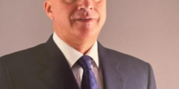 عاصم سليمان: افتتاح المتحف المصري الكبير رسالة حضارية ملهمة.. والسيسي أبهر العالم والإنسانية