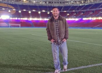 ميسي يعود إلى الكامب نو.. وقلوب الجماهير تهتز من الشوق