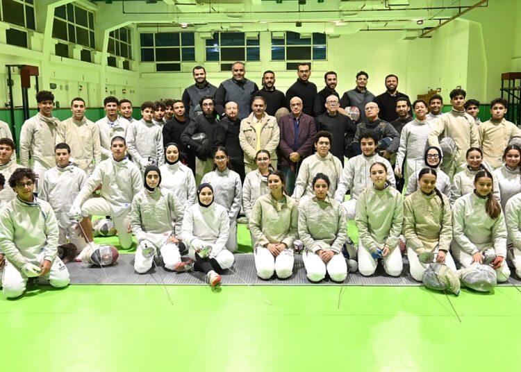 اتحاد السلاح يستعين بخبير بولندي لتبادل الخبرات الفنية في سلاح السيف