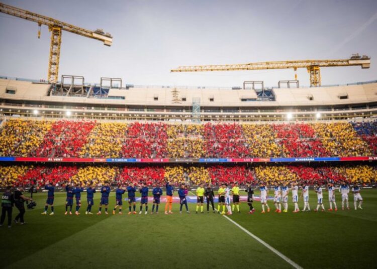 القمة تشتعل في الكامب نو.. برشلونة وأتلتيكو مدريد في ليلة معركة الليجا!