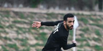 حظه قُليل.. إصابة كريم فؤاد تُصدم جهاز الأهلي