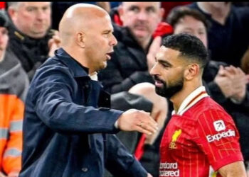 اشتعال أزمة محمد صلاح في ليفربول .. وقرار مصيري يقترب