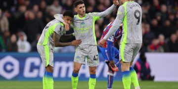 مانشستر سيتي يكتسح كريستال بالاس بثلاثية ويواصل مطاردة آرسنال