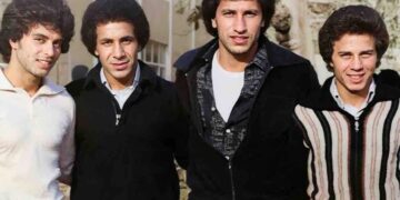 صورة نادرة تعيد ذاكرة جيل ذهبي من الكرة المصرية