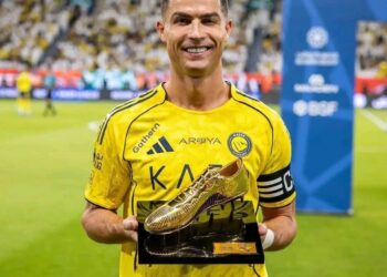 كريستيانو رونالدو يصل إلى الهدف 955 ويعزز رقمه القياسي