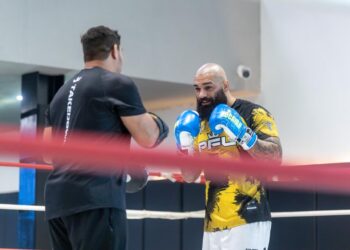 بويا رحماني.. من التجارب الصعبة إلى «الطريق إلى دبي» وحلم الحزام يقترب