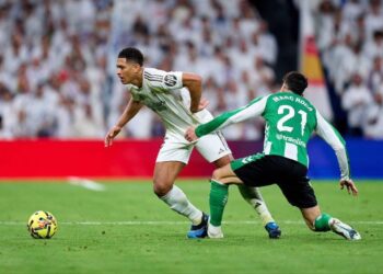 بيلينغهام يفرض نفسه أمام ريال بيتيس