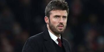 مايكل كاريك.. بداية قوية أمام كبار المدربين مع مانشستر يونايتد