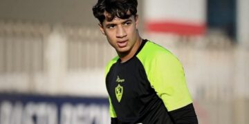 فاماليكاو يقترب من ضم الحارس عمر عبدالعزيز