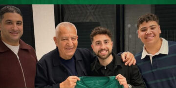 المصري يضم الفلسطيني مصطفى زيدان