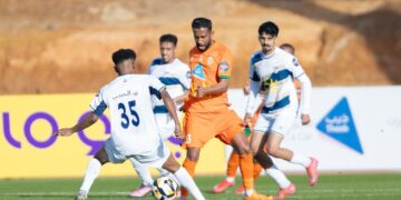 أبها يحسم القمة.. “ريمونتادا” الرائد.. والفيصلي أول خسارة