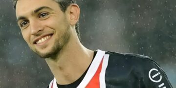 خافيير باستوري | اللاعب الذي علّم باريس سان جيرمان كيف تُحب كرة القدم