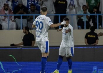 بداية نارية لبنزيما مع الهلال.. هاتريك وتمريره حاسمة في أول ظهور