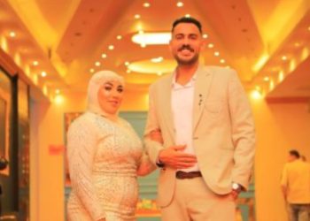 هشام مصطفى يتقدم بالتهنئة لحسين ياسر بمناسبة خطوبته