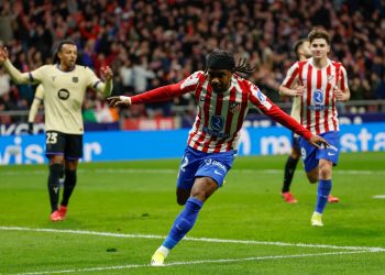 بداية نارية للنسر النيجيري في إسبانيا