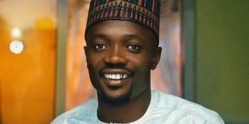 أحمد موسي.. نجم في الملعب ونصير للمحتاجين في نيجيريا