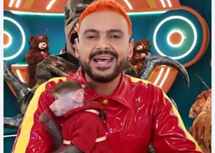 غضب أهلاوي عارم بعد لقطة رامز جلال.. الجمهور يطالب بالانتصار لكرامة القميص الأحمر