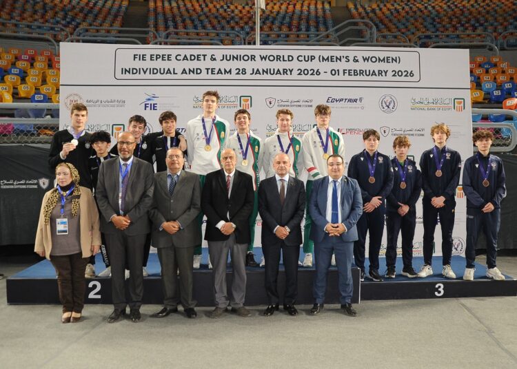 المجر تفوز بذهبية الفرق للناشئين والناشئات باليوم الأخير لكأس العالم لسيف المبارزة