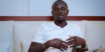 ساديو ماني : التزامي و محمد صلاح بالإسلام نال إعجاب كلوب في ليفربول