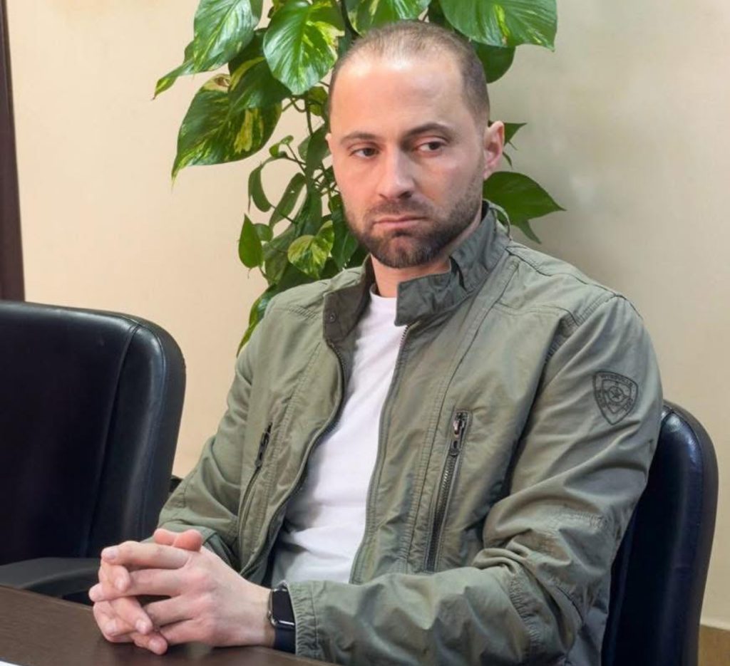 احمد شوقي غريب 