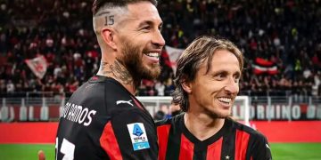 مودريتش ينصح ميلان بالتعاقد مع سيرجيو راموس