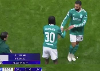 ماذا يحدث بين صلاح وأرني سلوت؟!