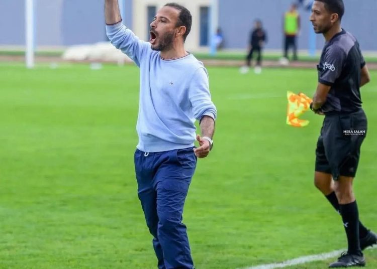 محمد مكي يقترب من تدريب بلدية المحلة