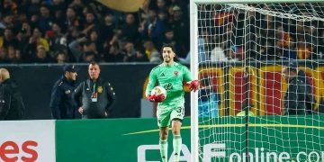 أرقام مصطفى شوبير تؤكد تألقه.. حارس الأهلي يلفت الأنظار في دوري الأبطال